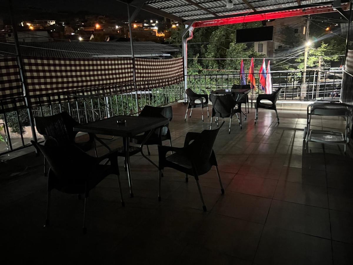 Arm Hotel Erevan Exterior foto